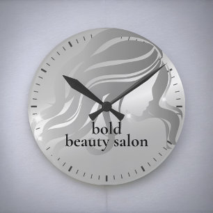 Beauty Salon Custom Name Platinum Silver Metallic Ronde Klok