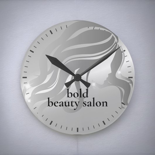 Beauty Salon Custom Name Platinum Silver Metallic Ronde Klok