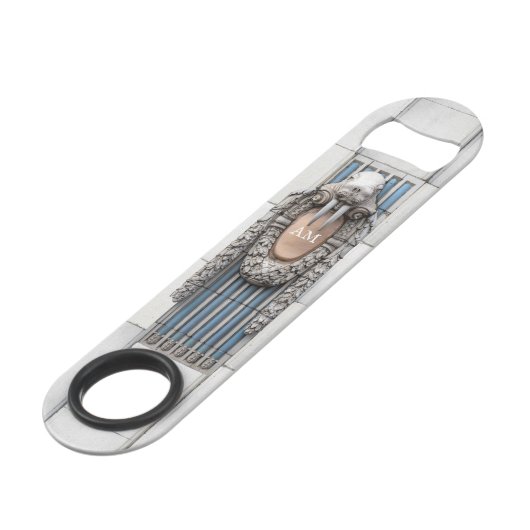 Beaux Arts Walrus Sculpture Custom Monogram Speed Flessenopener (Voorkant Gekanteld)