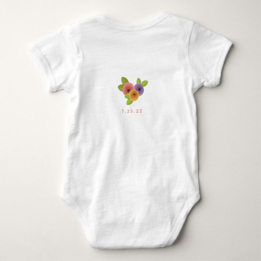 Bebloemde hart babybodysuit met naam romper (Achterkant)