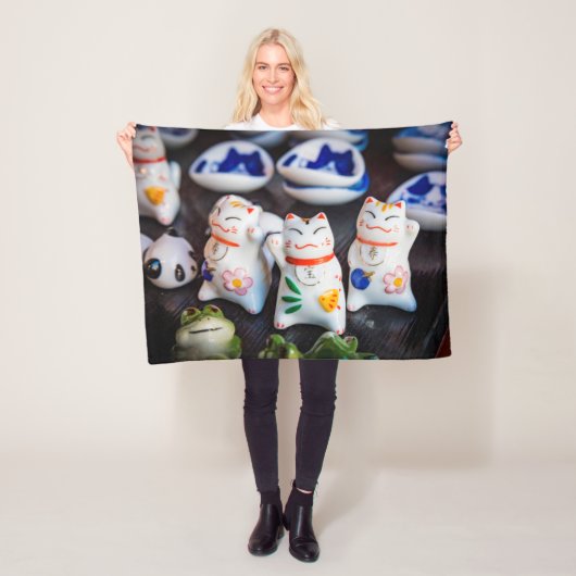 Beckoning cat figines fleece deken (In situ)