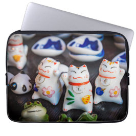Beckoning cat figines laptop sleeve