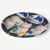 Beckoning cat figines papieren bordje (Gekanteld)