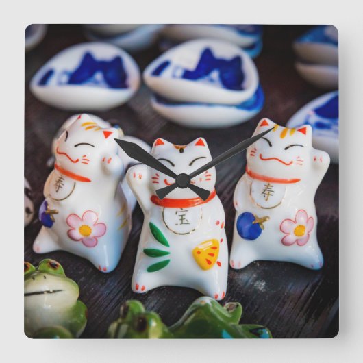 Beckoning cat figines vierkante klok (Voorkant)