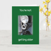 Becoming Older or a Classic? personalized Birthday Kaart (Gele Bloem)