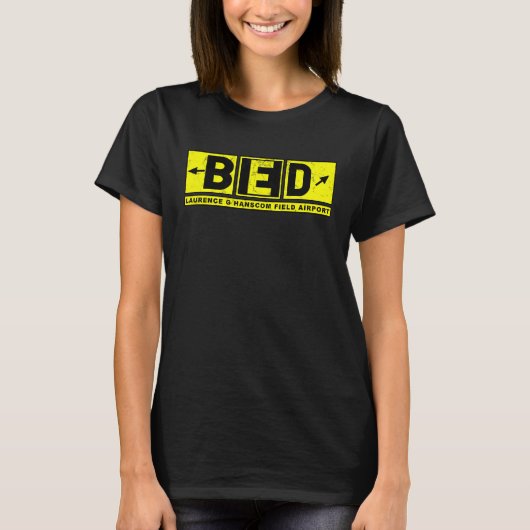 BED Laurence G Hanscom Field Airport Taxiway Sign T-shirt (Voorkant)