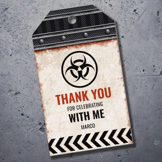 Bedanklabel met metalen raster en klinknagels cadeaulabel