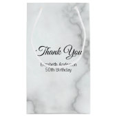 Bedankt Faux White Marble Elegant Verjaardagsfeest Klein Cadeauzakje (Achterkant)
