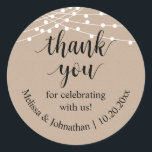 Bedankt voor het vieren met ons Wedding Sticker<br><div class="desc">Dank u voor het vieren met ons de Sticker van de Wedding,  in rustic manuscriptkalligrafie,  de lichten van het huispartijkoord,  de bruine kraft achtergrond.</div>