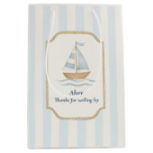 Bedankt voor Sailing By | pastelblauwe zeilboot Medium Cadeauzakje (Voorkant)