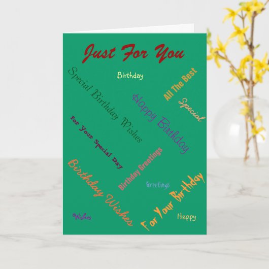 Bedekt met kleurrijke tekst voor verjaardag kaart (Gele Bloem)