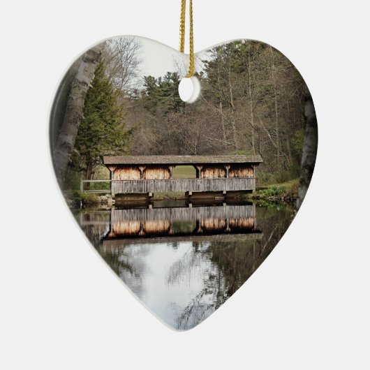 Bedekte brug keramisch ornament (Rechts)