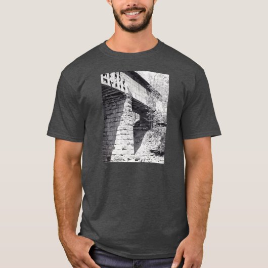 Bedekte brug t-shirt (Voorkant)