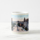 Bedford Ave., Brooklyn, NY 1906  Style Koffiemok (Center)