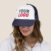Bedrijf Logo CUSTOM Navy, Rood en Wit Trucker Pet (In situ)