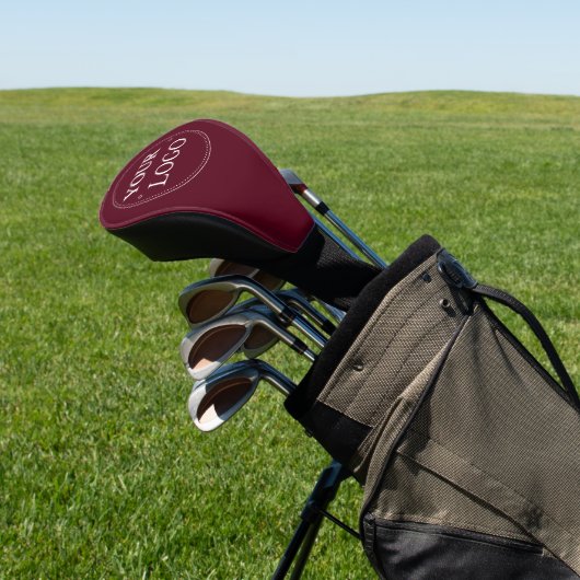 Bedrijf Modern Logo Branded Bourgogne Golfheadcover (Insitu)