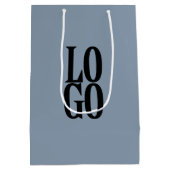 Bedrijfs- of zakelijk aangepast logo op stoffig bl medium cadeauzakje (Achterkant)