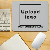 Bedrijfsnaam en Logo op Grey Muismat