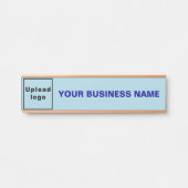 Bedrijfsnaam en Logo op Lichtblauw Hanging Deurbordje (Voorkant)