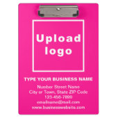 Bedrijfsnaam en Logo op roze klembord (Voorkant)