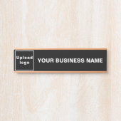 Bedrijfsnaam en Logo op Zwart Hangend Deurteken Deurbordje (Voorkant)