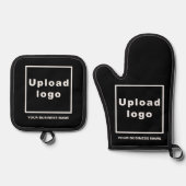 Bedrijfsnaam en Logo op Zwart Ovenwant & Pannenlap Set (Voorkant)