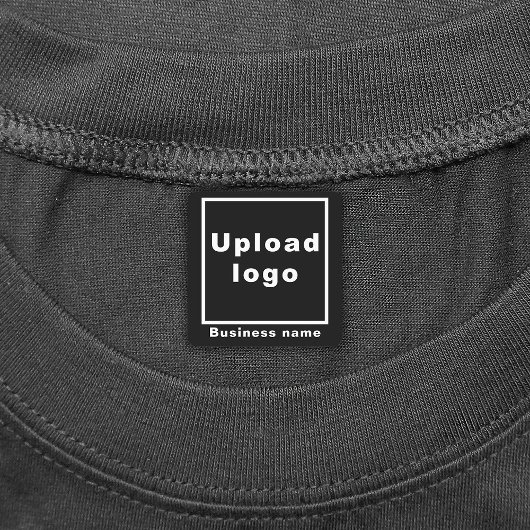 Bedrijfsnaam en Logo op zwart vierkant strijken aa Labels