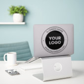 Bedrijfsnaam & Website of Slogan | Transparant Sticker (Laptop op bureau)