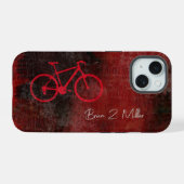 Bedrukte rode fiets met scriptnaam iPhone 15 case (Achterkant horizontaal)
