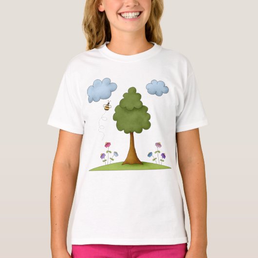 Bee and Tree Natuur Scene met Bloemen en Wolken T-shirt (Voorkant)