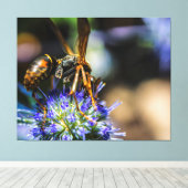 BEE AWARE 50 X 40 OMWIKKELDE CANVASAFDRUK CANVAS AFDRUK (Insitu (Houten vloer))