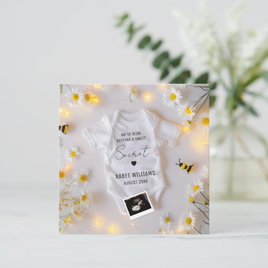 Bee Baby heeft social media aangekondigd Kaart (Staand voorkant)