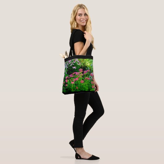 Bee Balm Tote Bag (Op model)