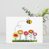 Bee die een bloemenhok koopt kaart (Staand voorkant)