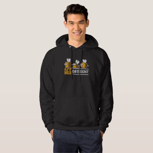 Bee Different Hoodie (Voorkant volledig)