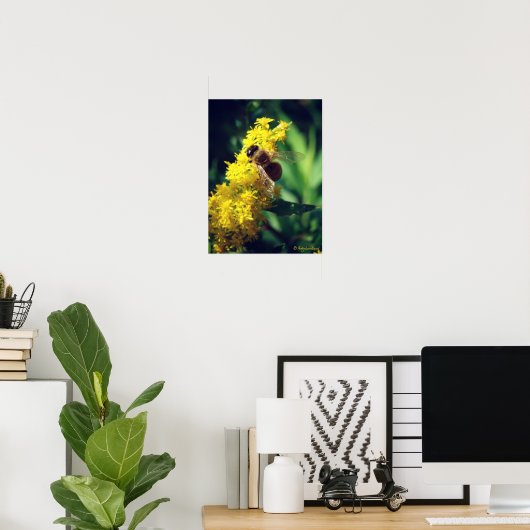 Bee en Goldenrod Poster (Thuiskantoor)