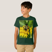 Bee Feasting on Butterfly Weed Wildflowers T-shirt (Voorkant volledig)