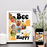 Bee Happy Honeycomb 6 Foto Collage Poster<br><div class="desc">Fijne Foto Collage met 6 van je favoriete foto's. Een leuk en vrolijk ontwerp met honingraat,  hommels,  bloemen en liefdesharten. Het fotomalplaatje is opstelling voor u om uw afbeeldingen toe te voegen en zij zullen automatisch in hexagon vormen als deel van honeycomb tonen.</div>
