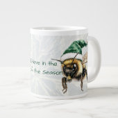 BEE-lieve In The Joy of the Season Bees and Bell Grote Koffiekop (Voorkant rechts)