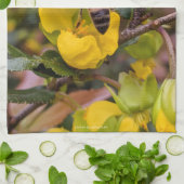 Bee LOVE Buttercup Yellow Flowers Theedoek (Gevouwen)