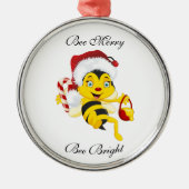 Bee Merry kerstCartoon Metalen Ornament (Voorkant)