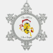 Bee Merry kerstCartoon Tin Sneeuwvlok Ornament (Voorkant)