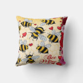 Bee Mine Floral Love Lijst Kussen (Achterkant)