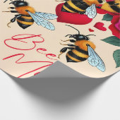 Bee Mine Romantisch Bloemen Ontwerp Cadeaupapier (Hoek)