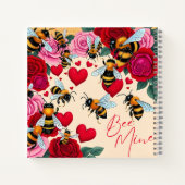Bee Mine Romantisch Bloemen Ontwerp Notitieboek (Achterkant)