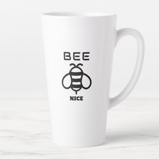 Bee Nice with Minimal Design Latte Mok (Rechts)