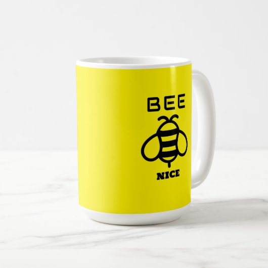 Bee Nice with Yellow Background Design Koffiemok (Voorkant rechts)