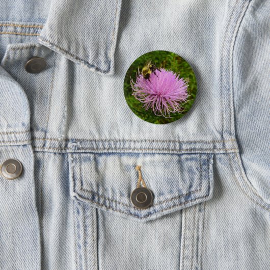 Bee on Thistle Flower Natuur Ronde Button 5,7 Cm (In situ)