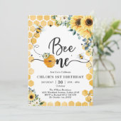 Bee One Honey Bee 1st Birthday Invitation Kaart (Staand voorkant)