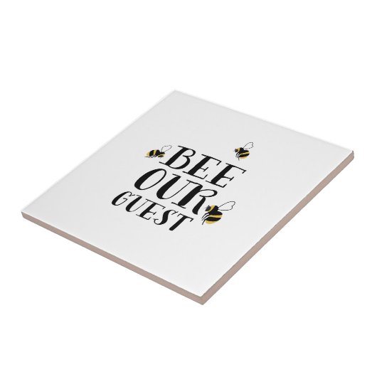 Bee onze gast tegeltje (Zijkant)